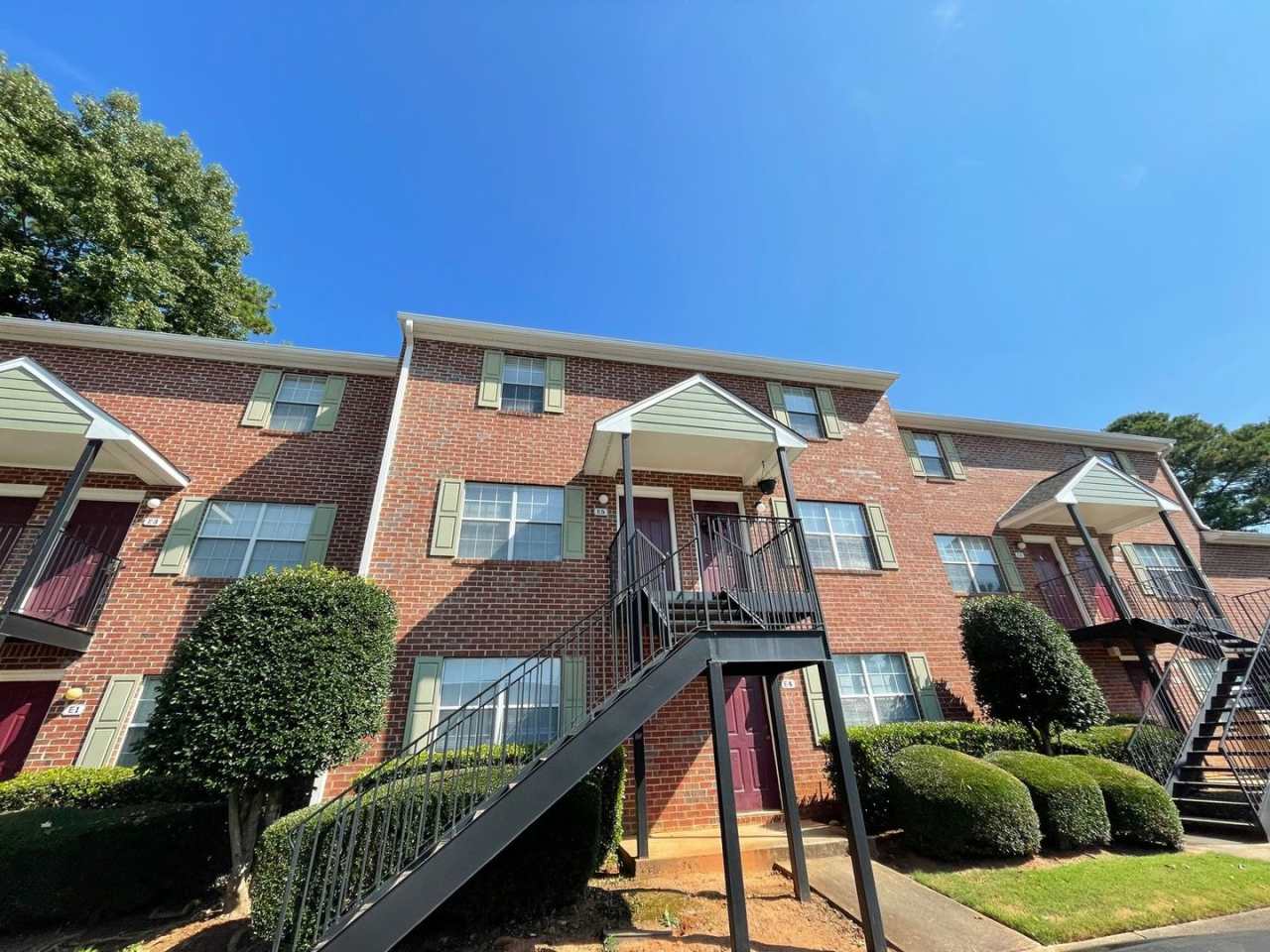 PRE-LEASING FOR AUGUST 2026!