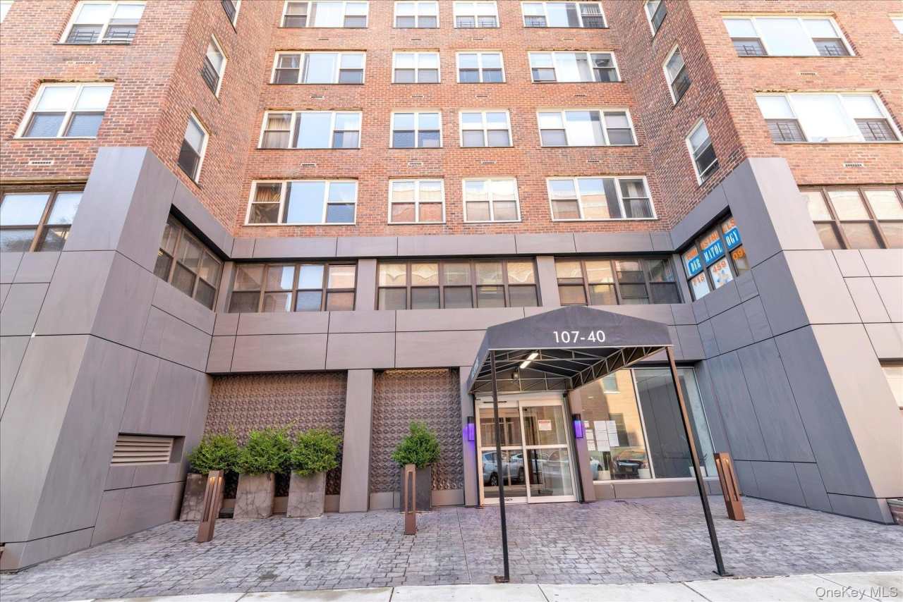 107-40 Queens Boulevard unit: 14C