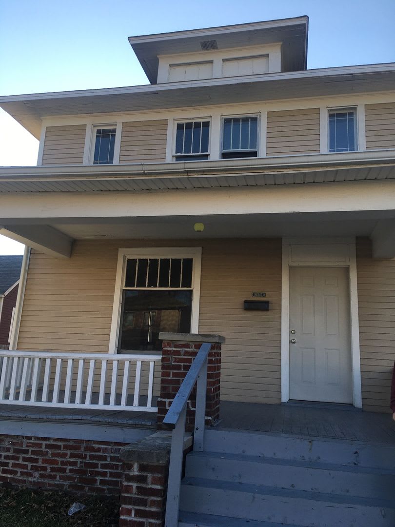 Spacious 3 Bedroom w/Covered Front Porch