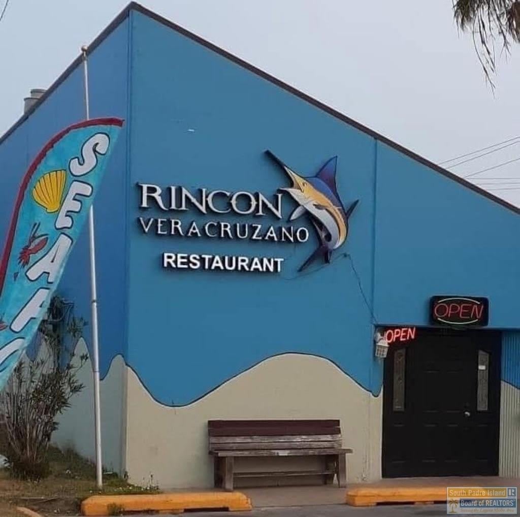 202 Queen Isabella Blvd.