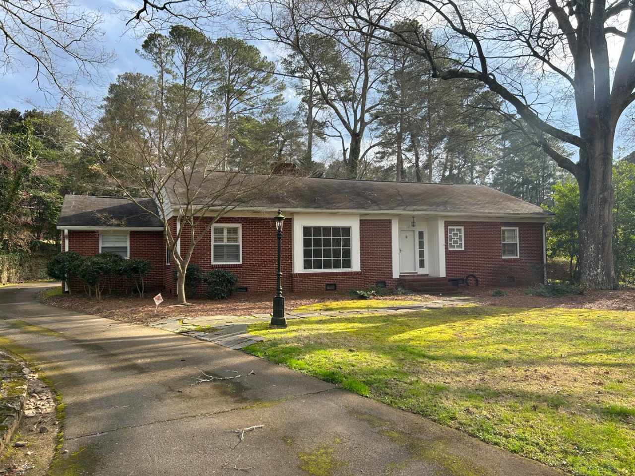 Charming 3/2 House in College Heights- $2,095