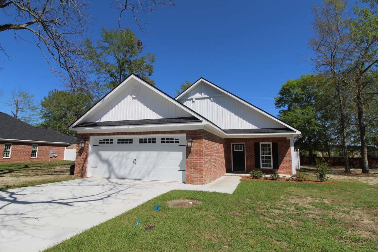 33 Grove Circle
