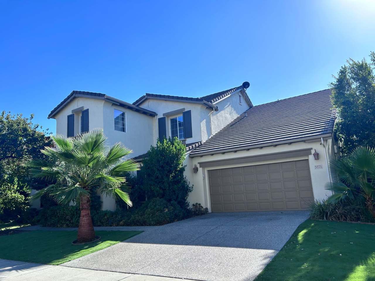 Beautiful Four Bedroom Home in Sacramento