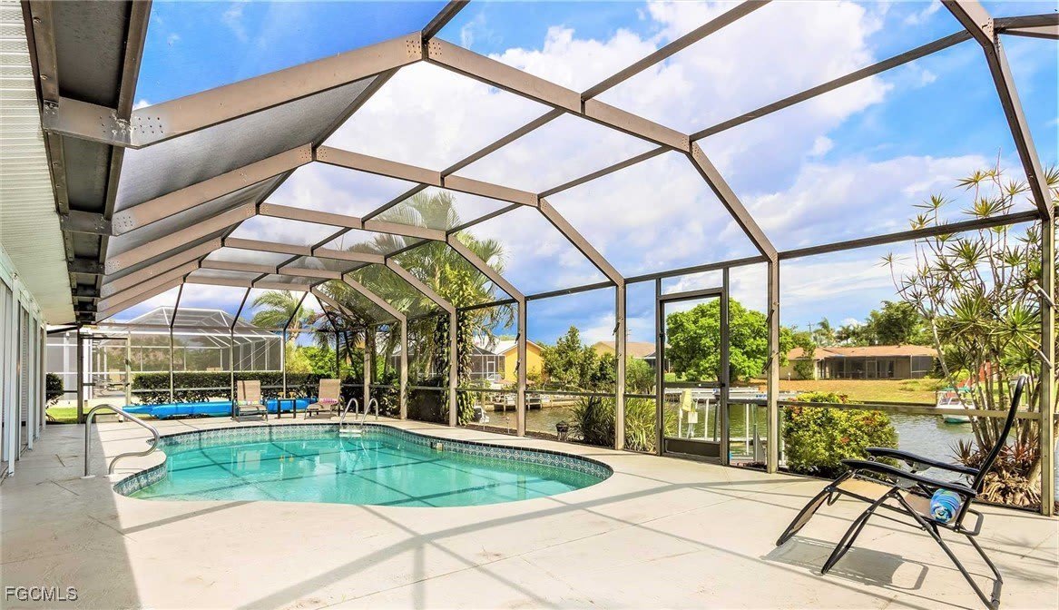 618 Archer Parkway W