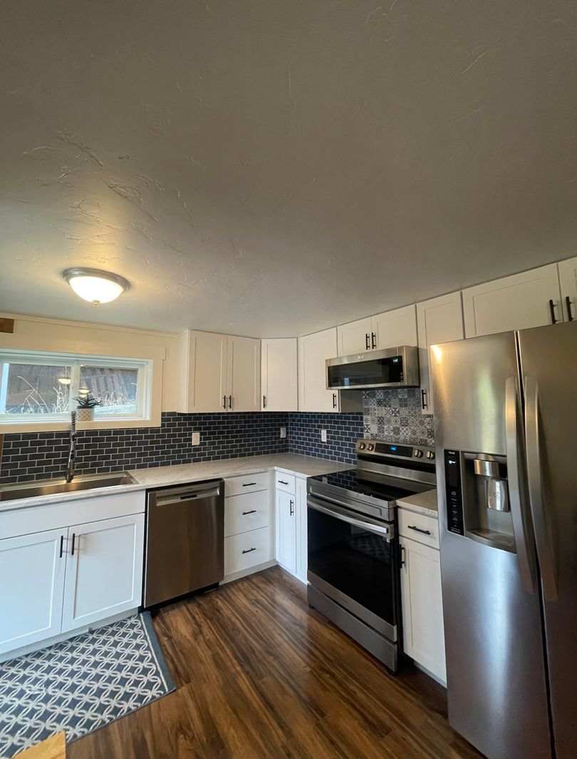 Long Term Remodeled 2 Bedroom, 1 Bathroom