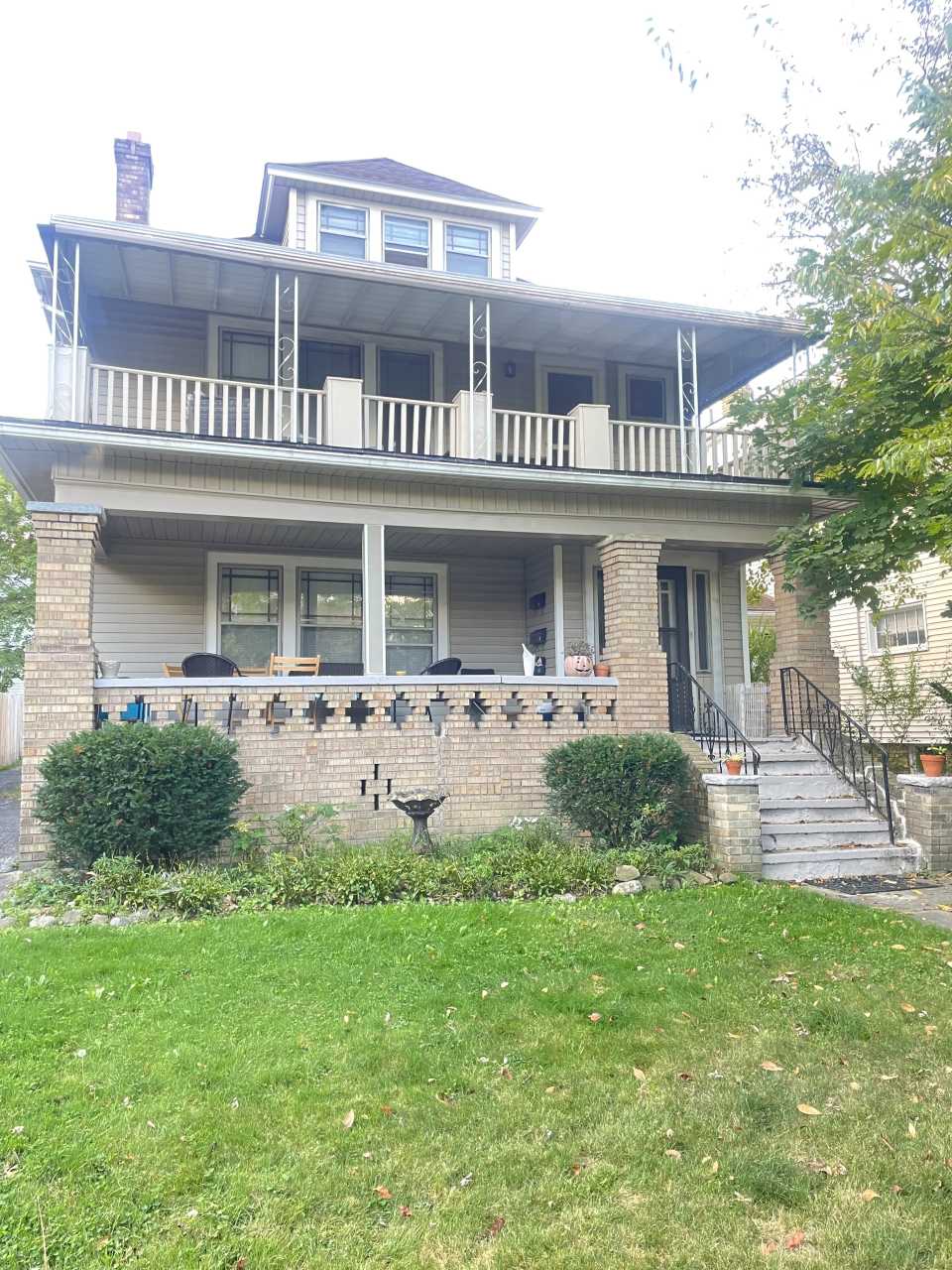 3132 Meadowbrook Blvd