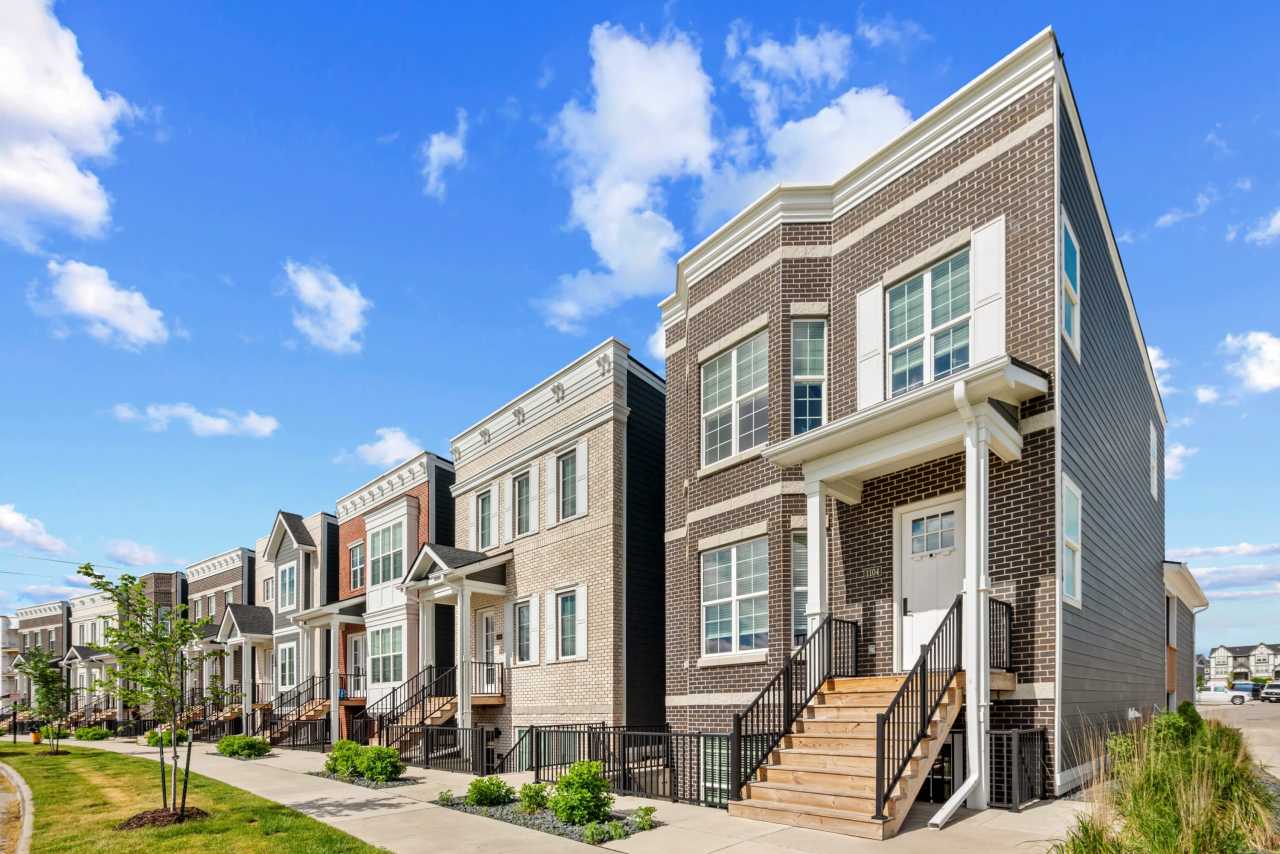 1216 Southwest Des Moines Street - 1