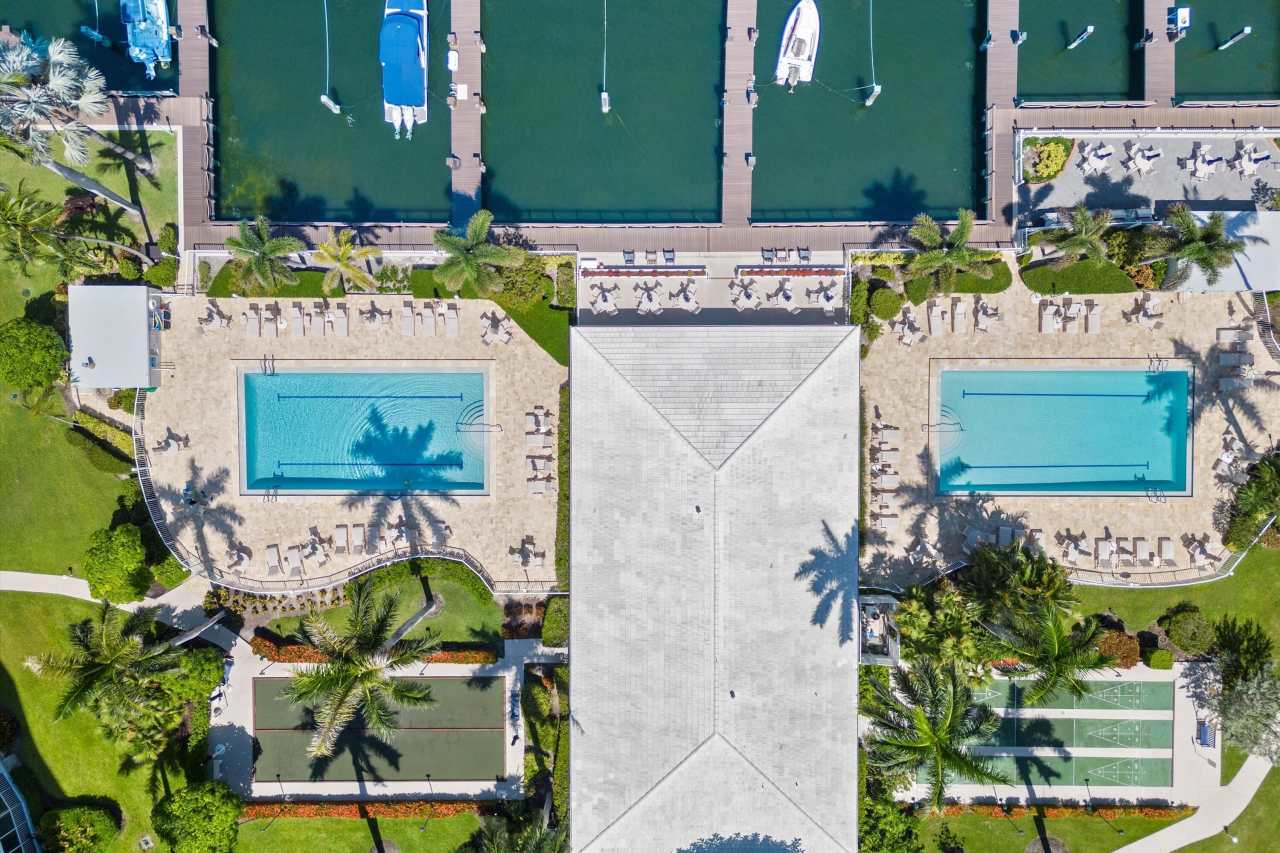 3224 S Ocean Boulevard