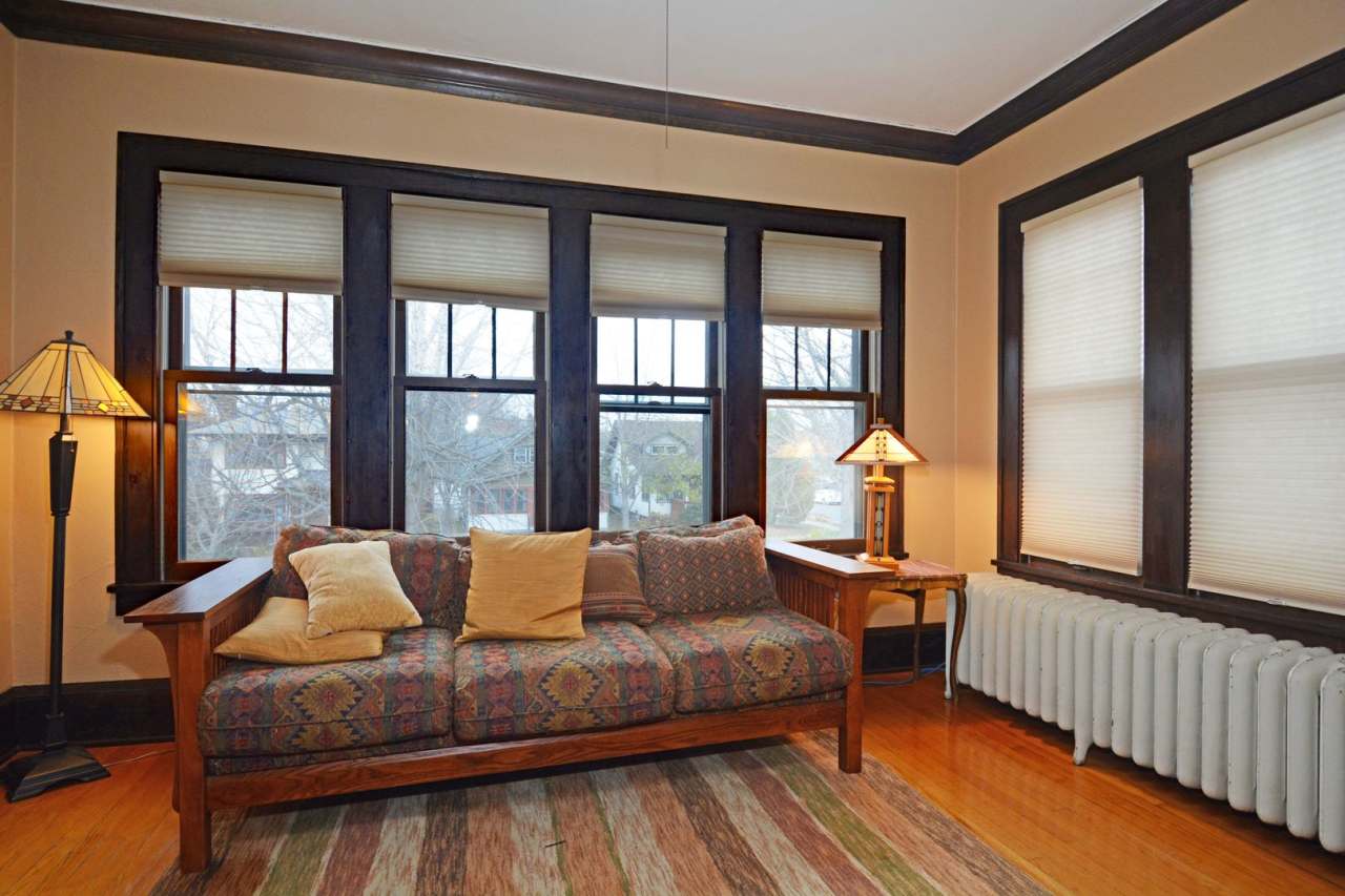 Charming, Fully Furnished 2BR Condo – All Utilities Included!