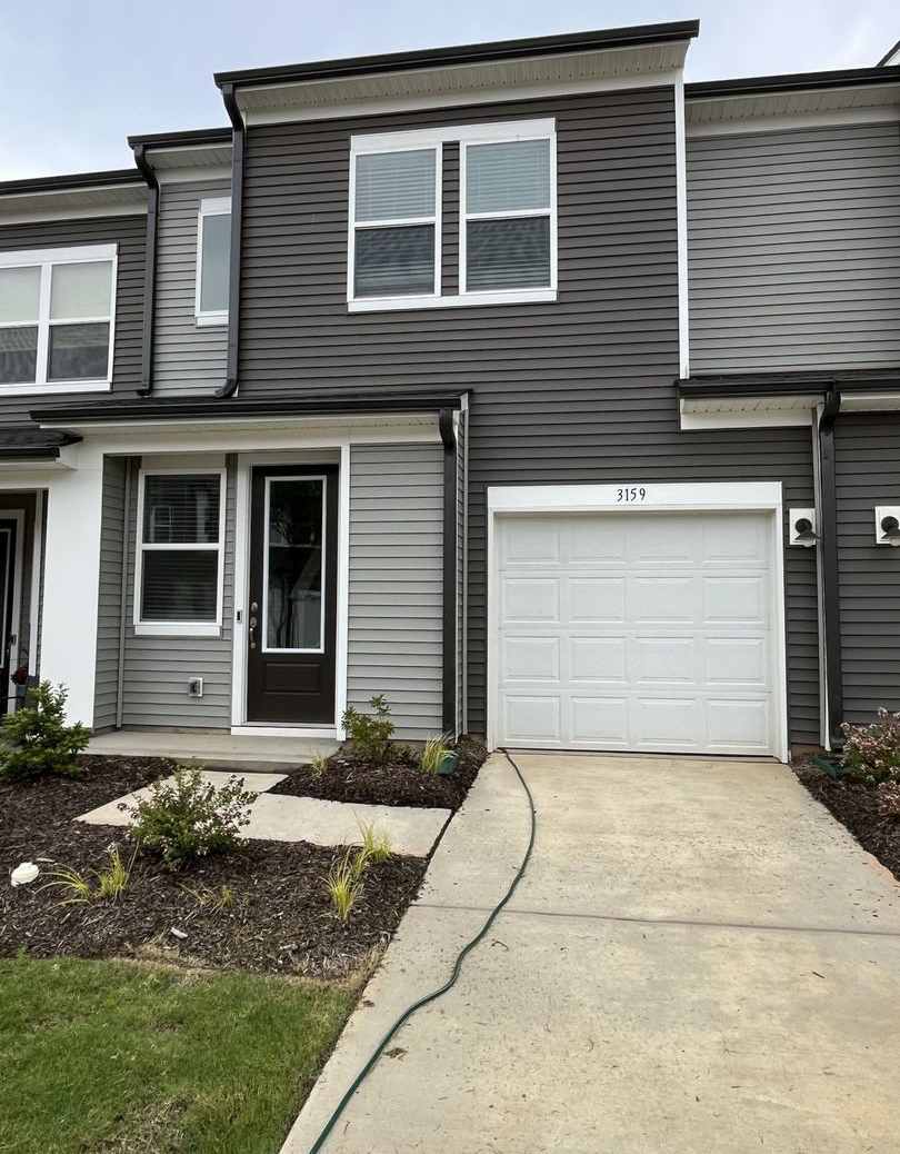 Newer 3 Bed Townhome in North Charlotte Area