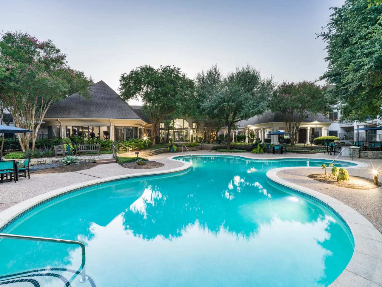 Alister Sunset Valley