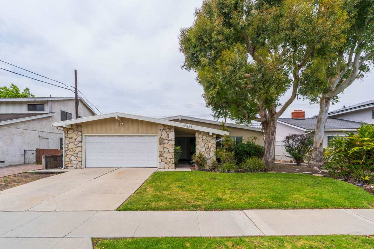 West Torrance 4 bedroom 2 bath