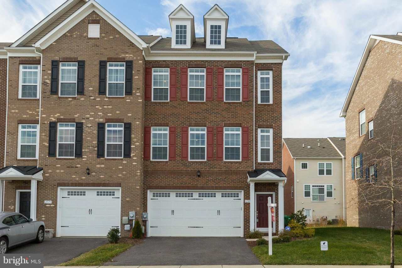 12373 SANDSTONE STREET