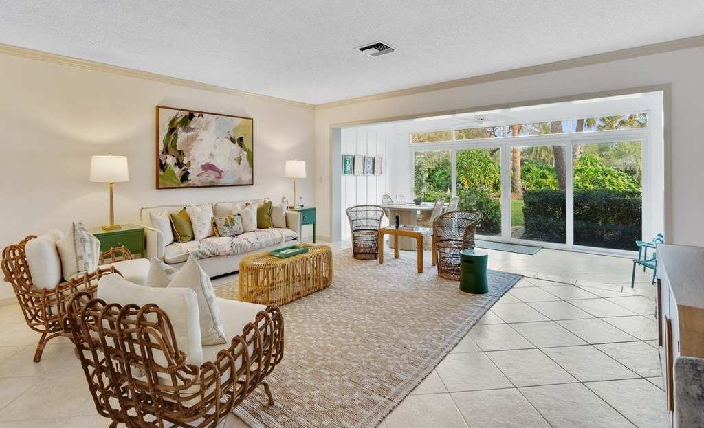 300 Harbour Drive unit: 308E