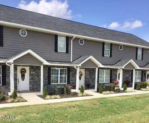 1900 Knob Creek Road