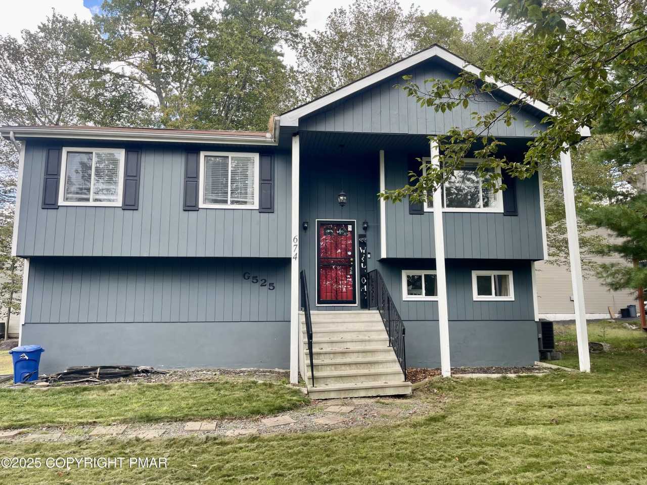 674 Country Place Drive