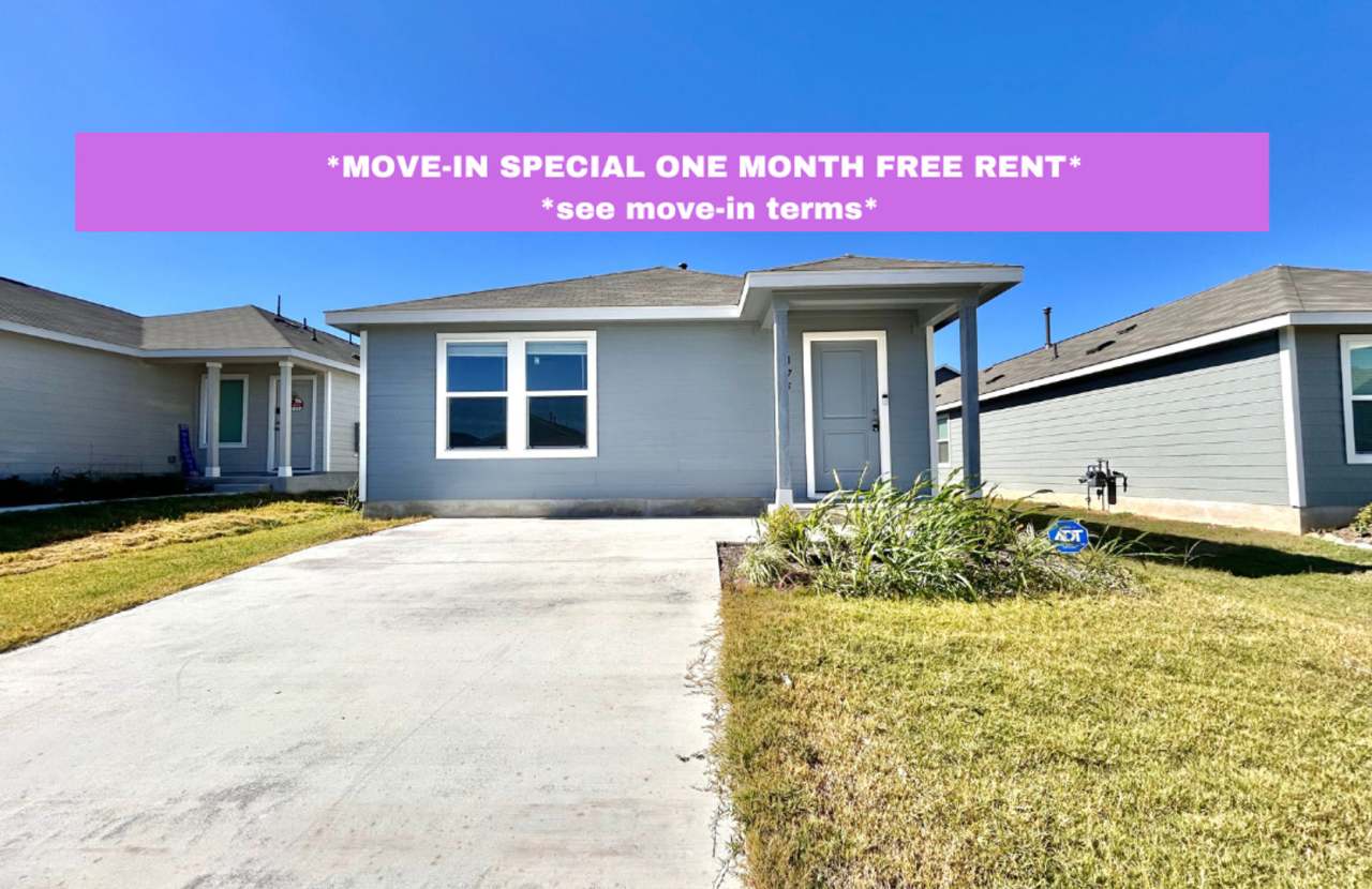 Charming 3/BR 2/BA Home with Spacious Backyard  Natural Light