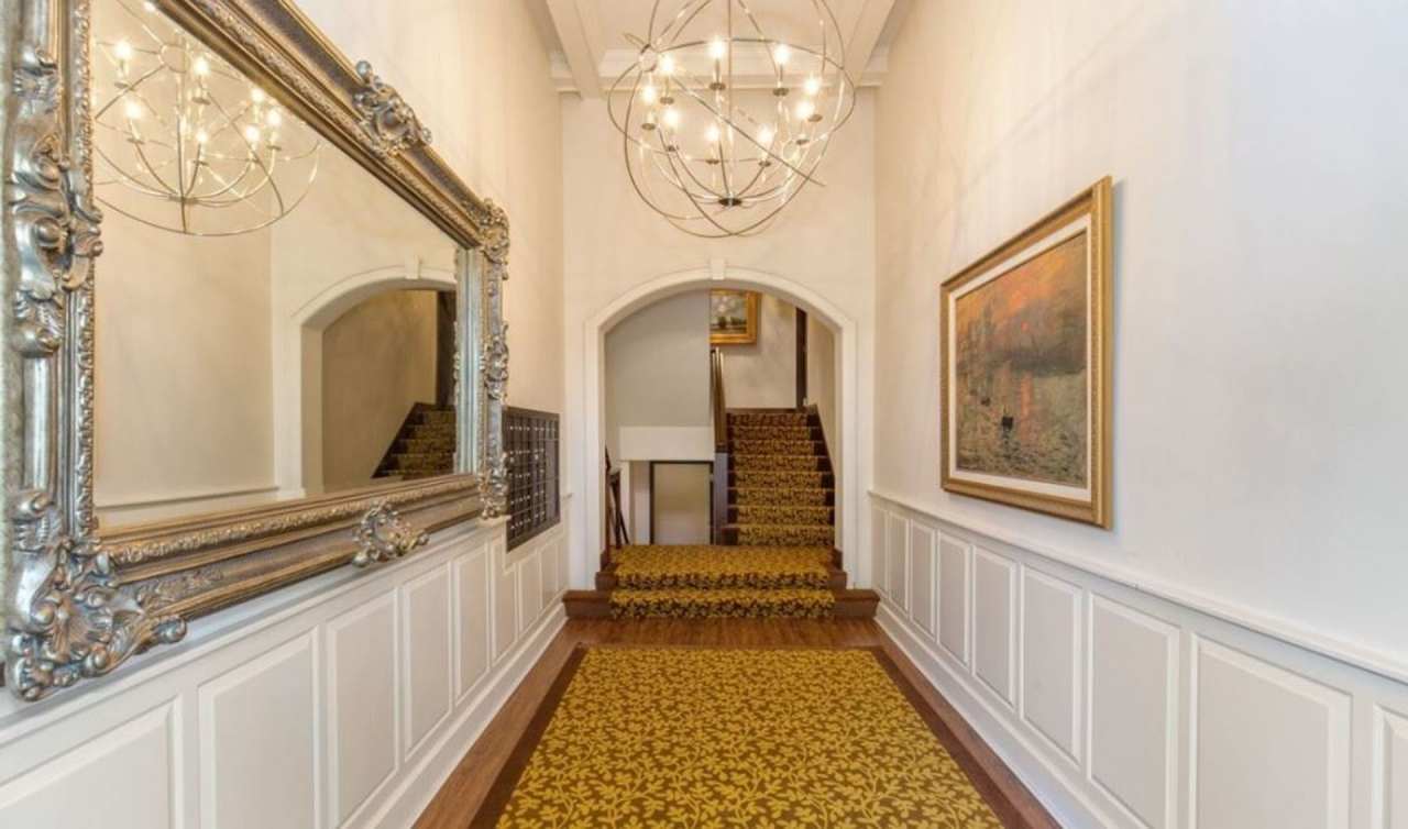 The Carlyle of Queen Anne