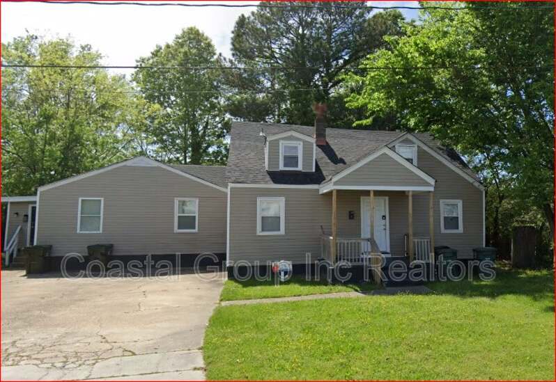 1551 Spruce Street - B