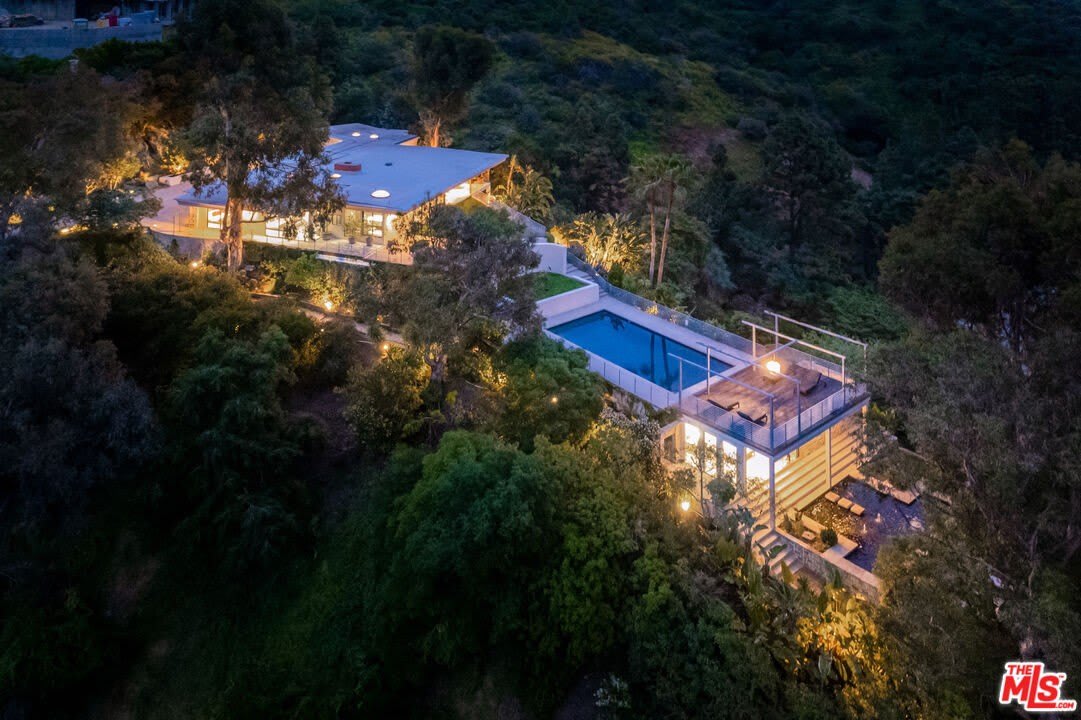 10556 Fontenelle Way