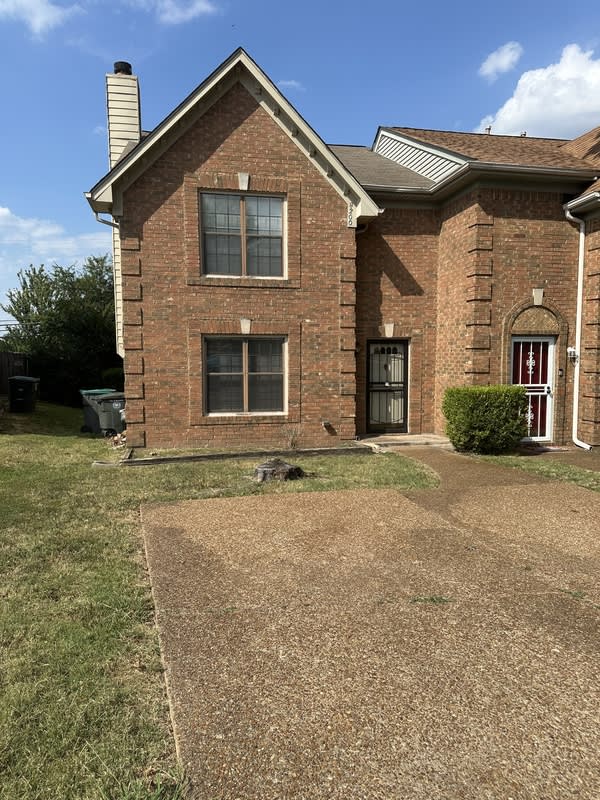 8200 Town N Country Dr