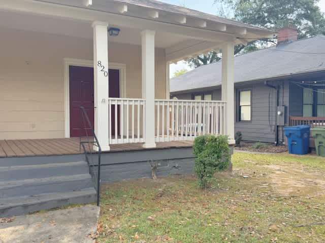 820 Peeples Street SW