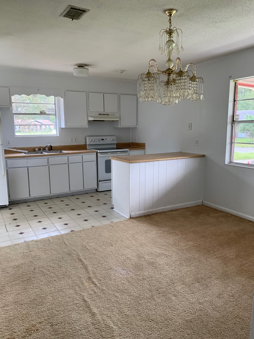 Your Dream Home Awaits in a Charming 3-Bedroom Oasis!