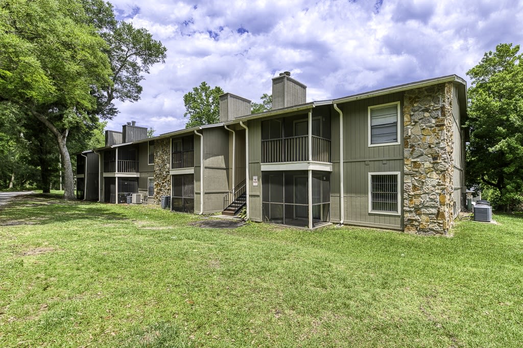 Jasmine Creek Apartments