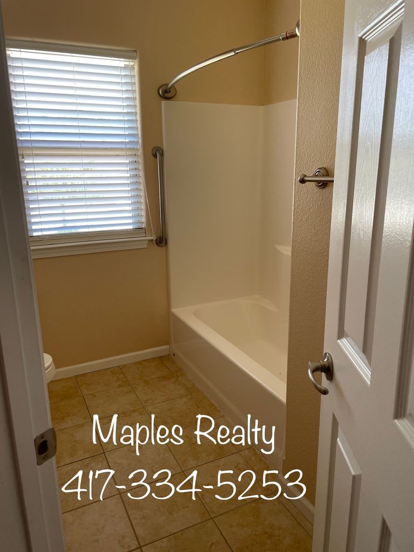 3 Bedroom Single Family Home For Lease In Branson MO