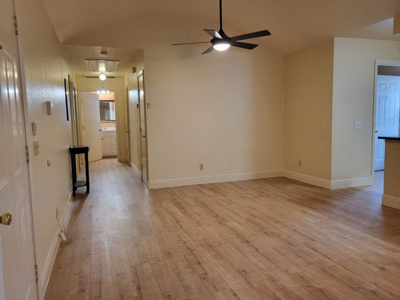 3/2.5 with a detached building perfect for a "Home Office"