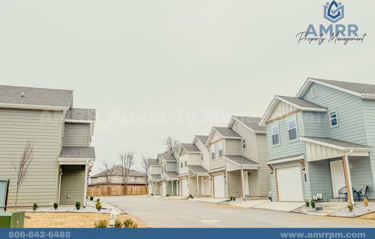 NEW 2 Bedroom Available For Summer!