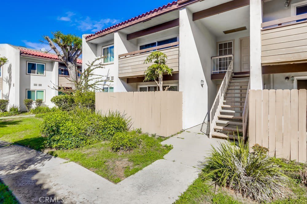 2511 W Sunflower Avenue