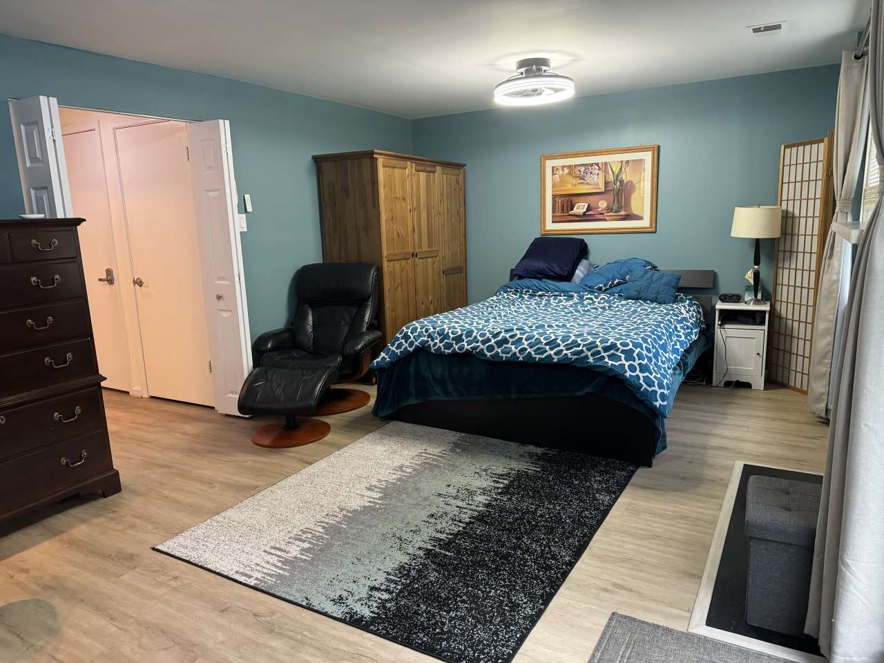 7357 Crestleigh Circle