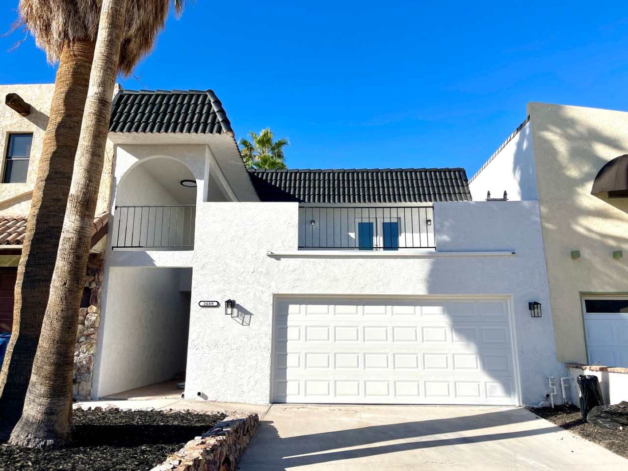 Gorgeous 2-Story Home with Golf Course Views and Modern Amenities!