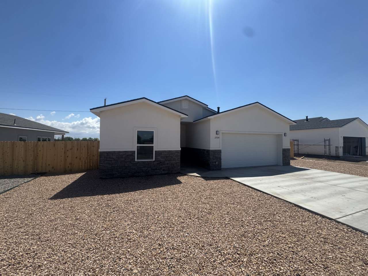 2709 West Onyx Street