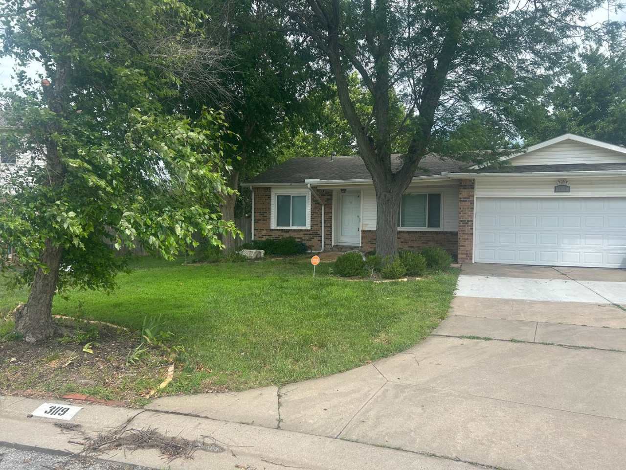 UPDATED Northeast side Home - Close NE YMCA