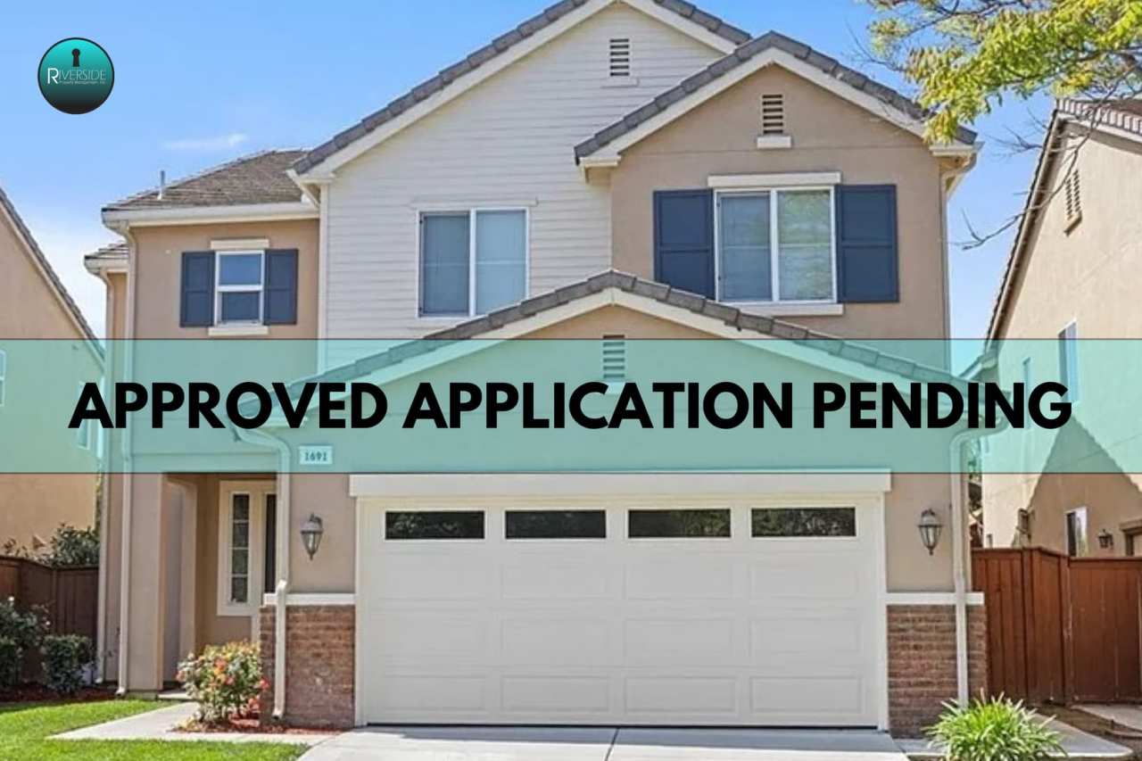 Spacious Avalon Community Home with Greenbelt View