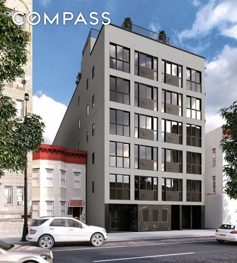 293 Hawthorne Street