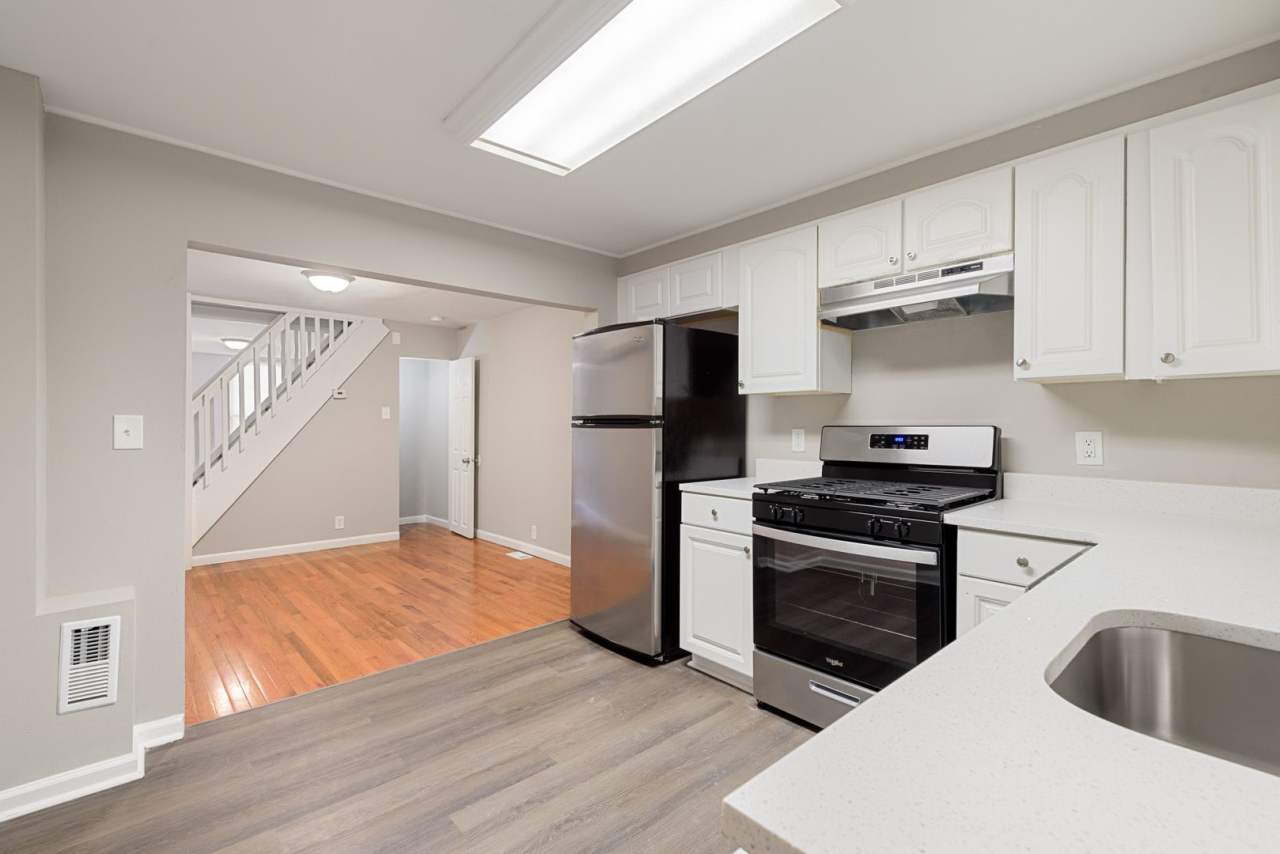 Spacious 2-Bedroom/2-Bathroom Home with Modern Amenities in West Baltimore!