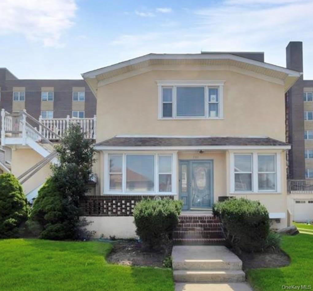 636 W Penn Street unit: 2Nd Floor