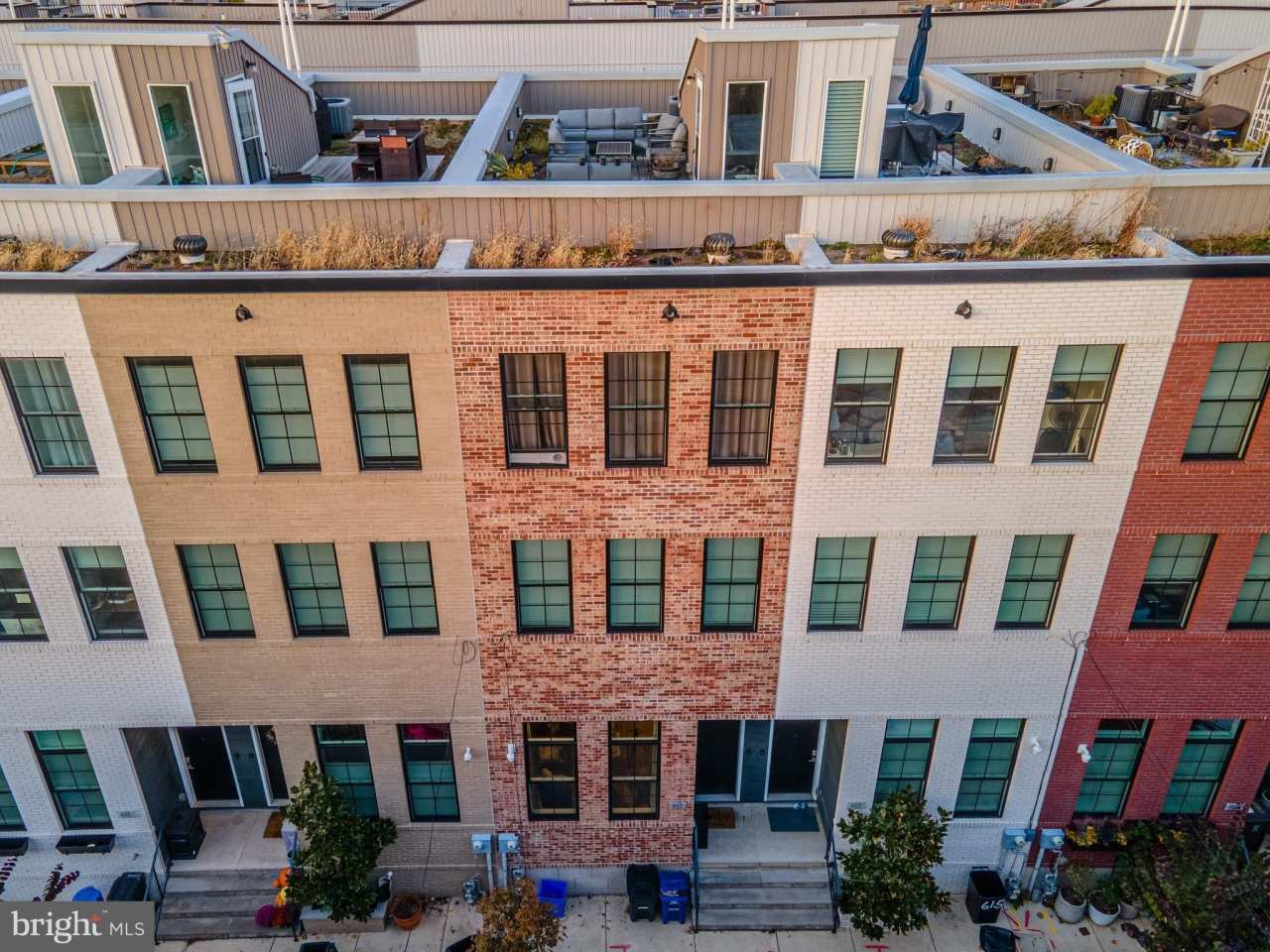 617 MCCLELLAN Street