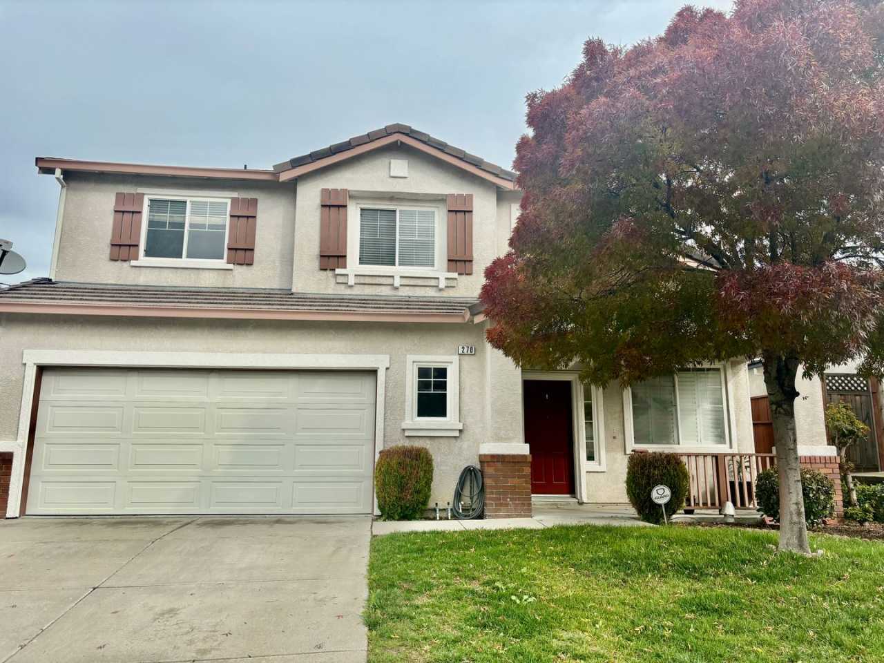 Great Neighborhood- Large 5 bed 3 bath home in San Marcos area in Pittsburg!