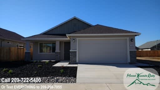 WELCOME HOME TO A BEAUTIFUL NORTH MERCED 3 BED 2 BATH HOME