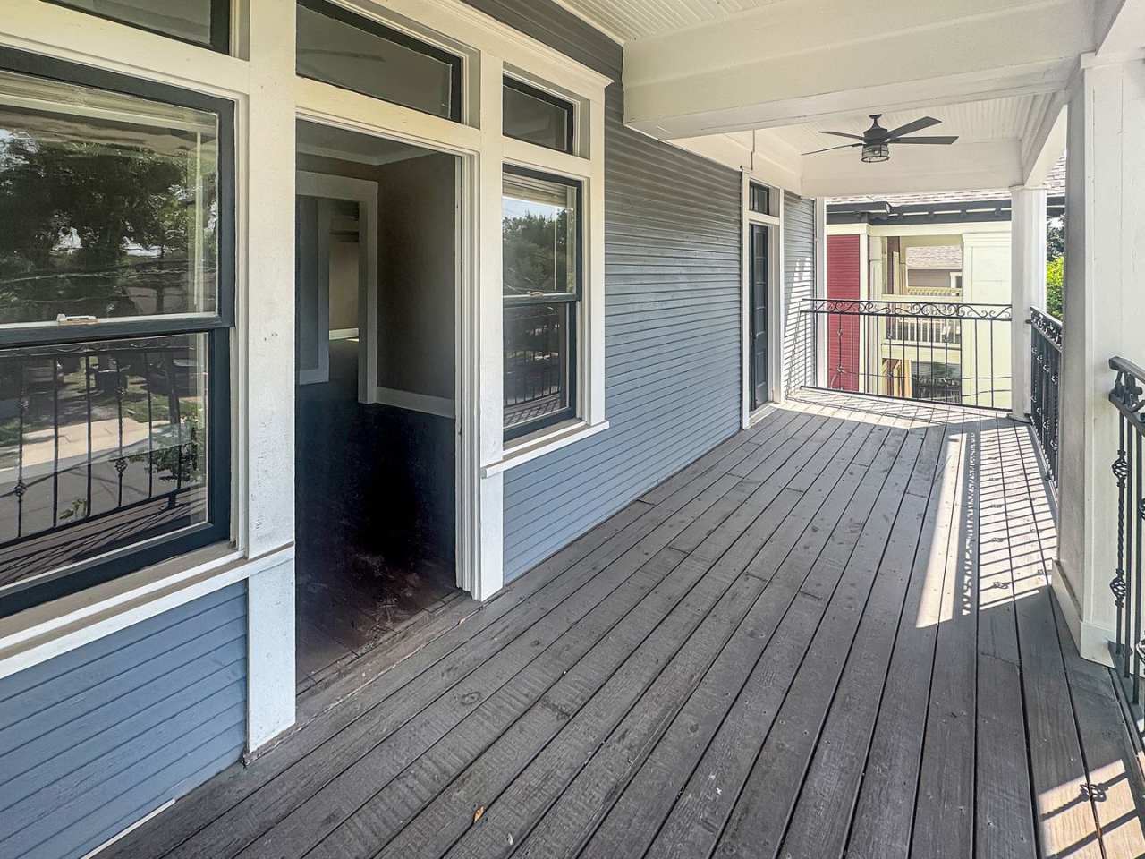 2 BR/2 bath charmer near Downtown SA  The Pearl!