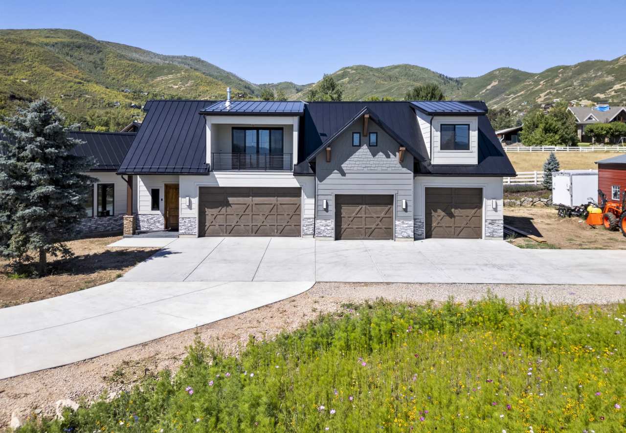 995 Swiss Alpine Road - 1