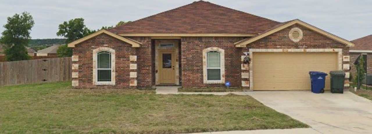 5 Bedroom 2.5 Bath in Copperas Cove!