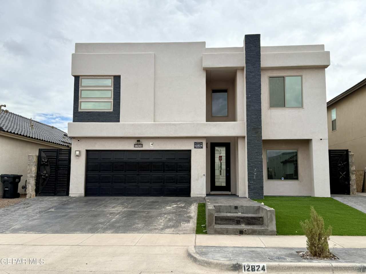 12824 LINSTEAD Avenue