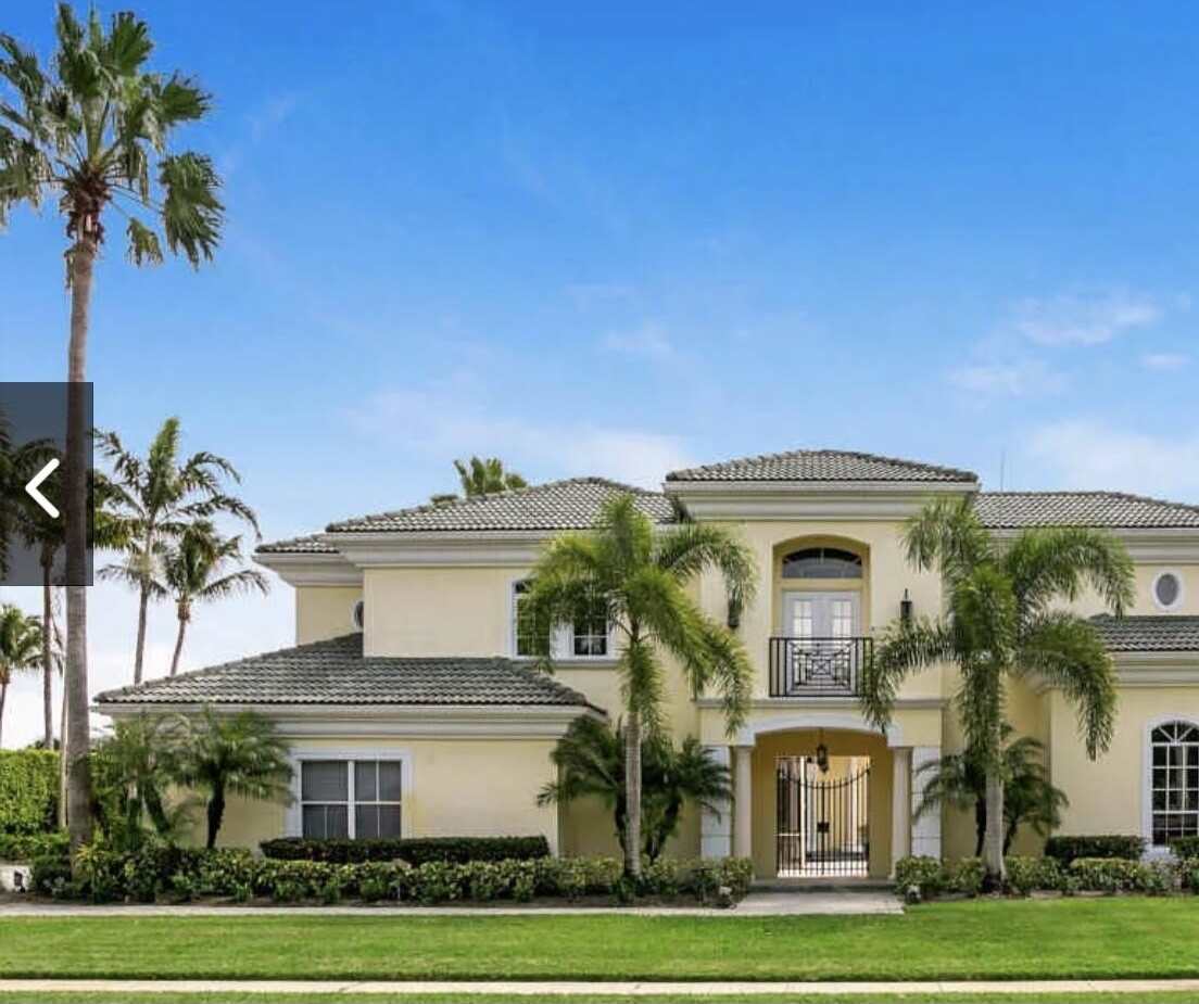 8381 Egret Lakes Lane