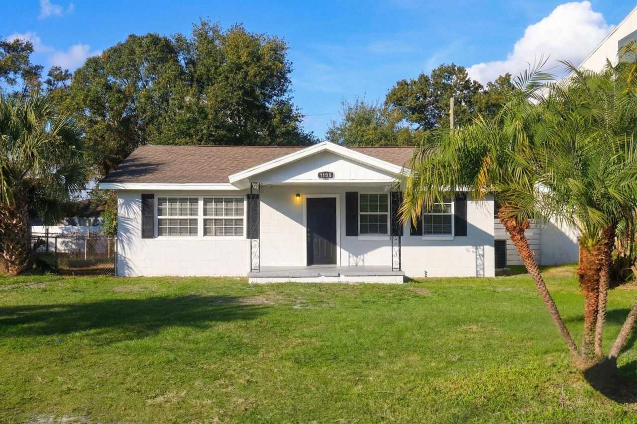 3 Bedroom, 1 Bathroom Home for Rent in Tampa!