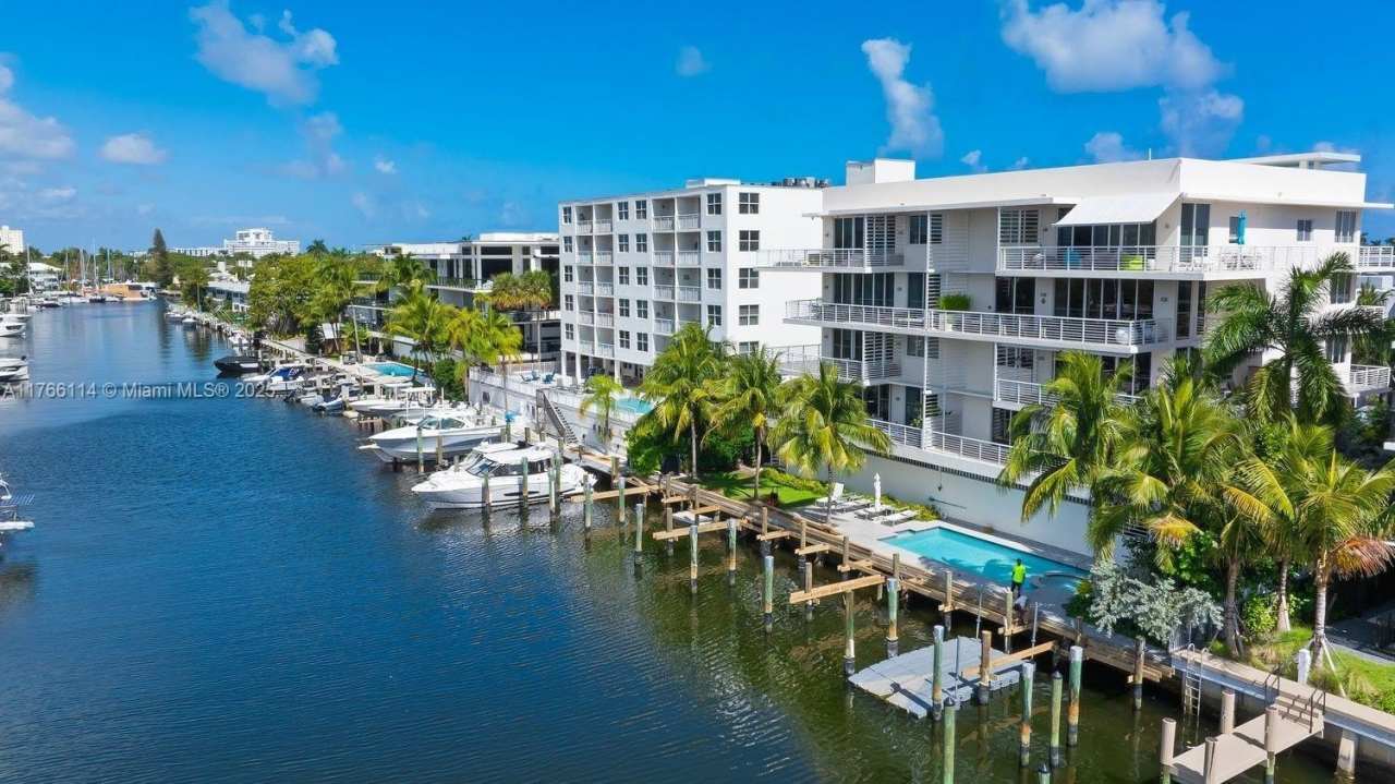 151 Isle Of Venice Dr